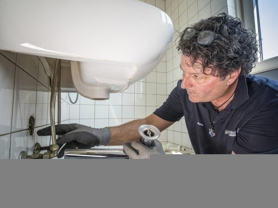Wasbak vervangen