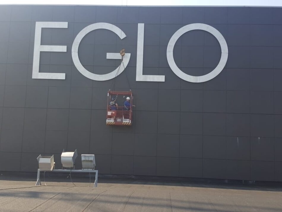 EGLO