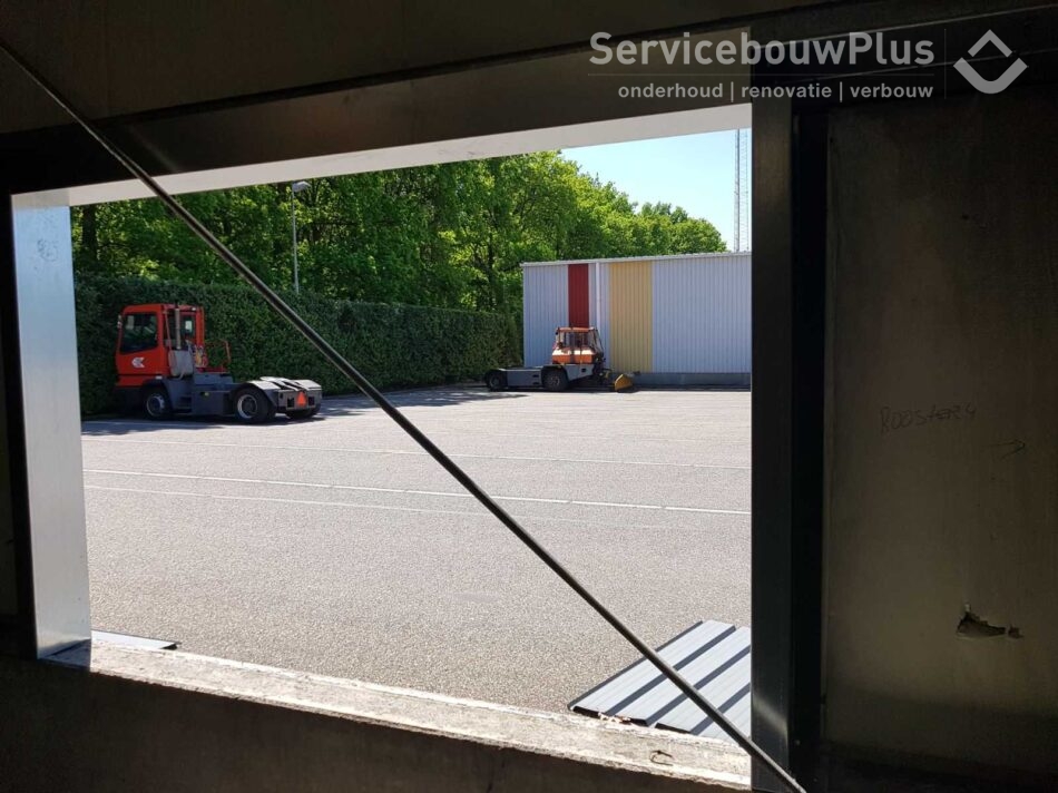 Aanbrengen sparingen Bogers Transport