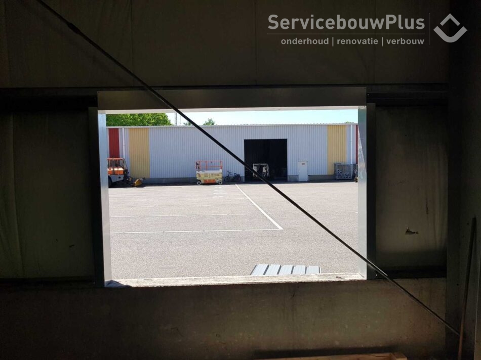 Aanbrengen sparingen Bogers Transport